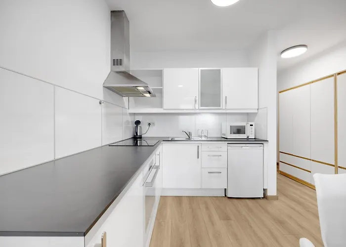 V Iii Veziach S Vyhladom, Pri Stadione A S Garazou Zadarmo Apartament Bratislava