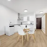 V Iii Veziach S Vyhladom, Pri Stadione A S Garazou Zadarmo Apartment Bratislava