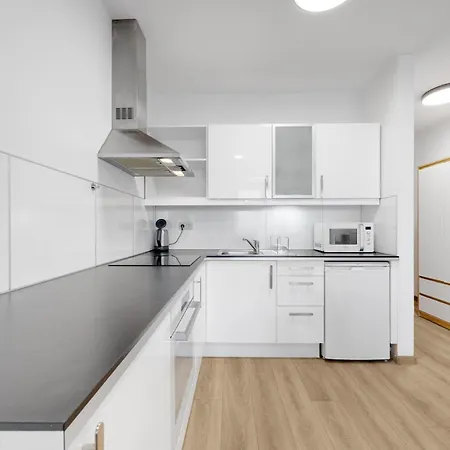 V Iii Veziach S Vyhladom, Pri Stadione A S Garazou Zadarmo Appartement Bratislava